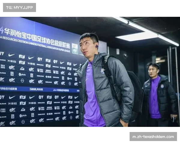 武汉三镇方镜淇致命失误 门将状态成防线隐患